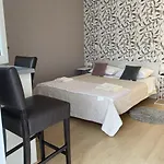 With Terrace Near Sea - Angela's 아파트 자다르